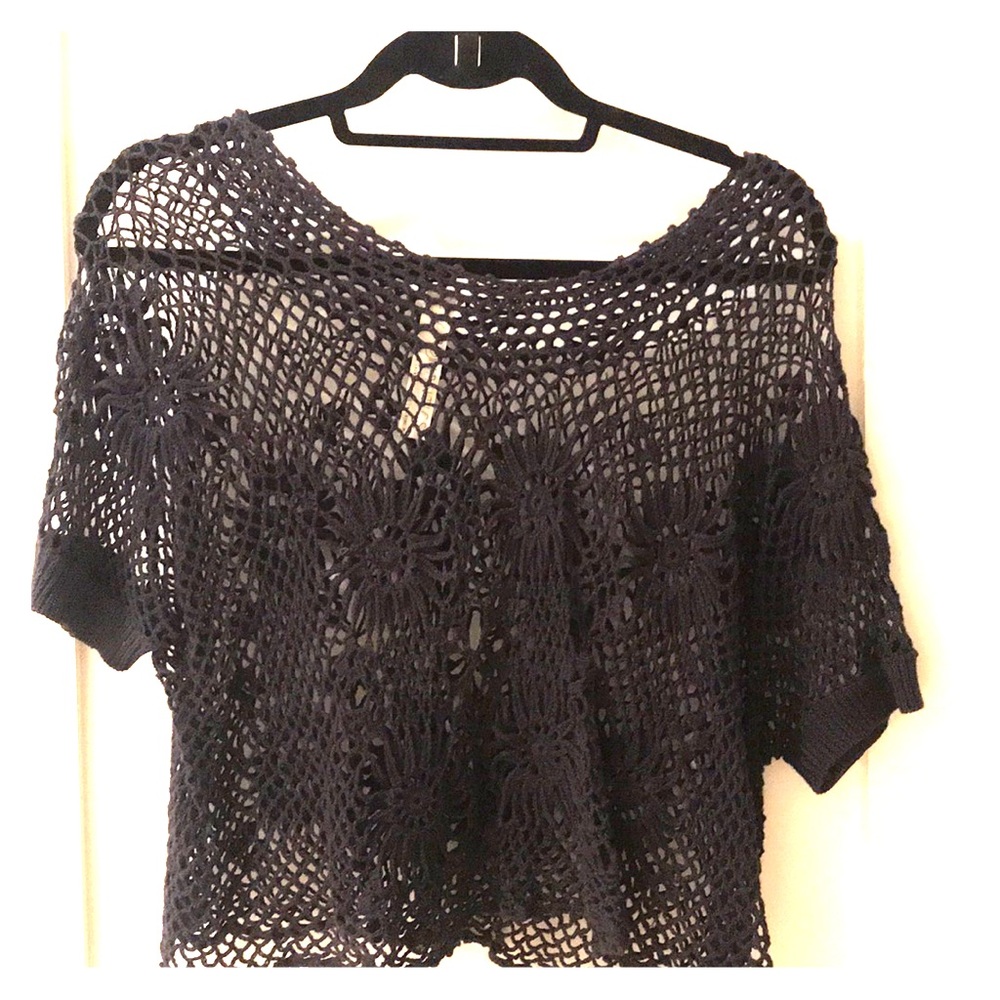 Navy mesh crop top